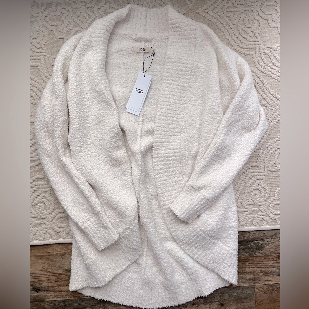 UGG Fremont Cardigan size small